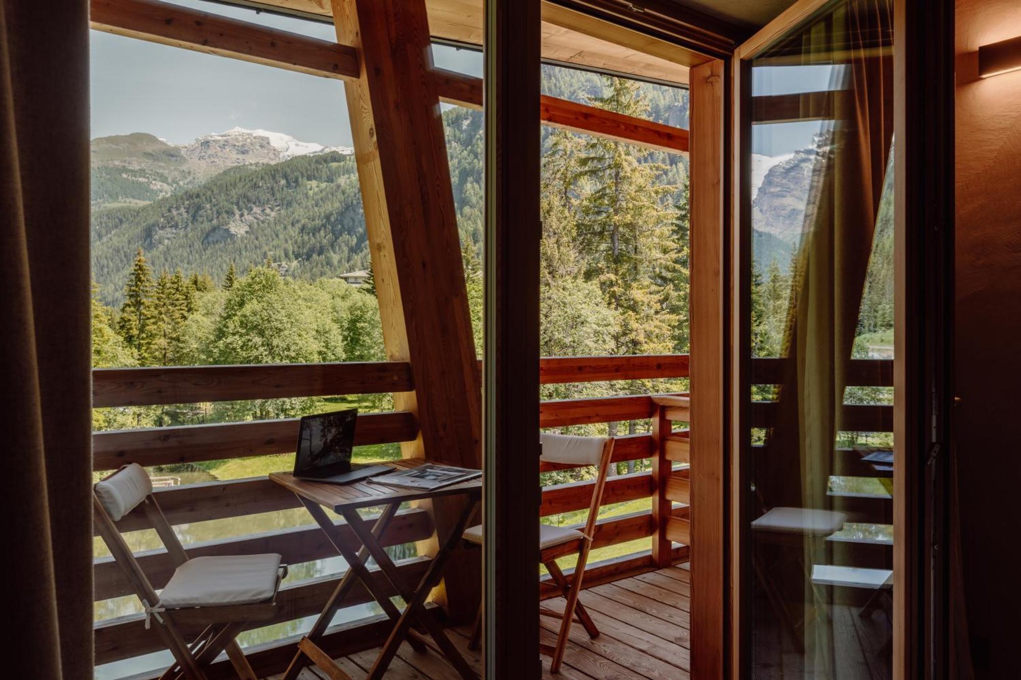 Au Charmant Petit Lac - Ecohotel Parc & Spa Champoluc Exterior foto